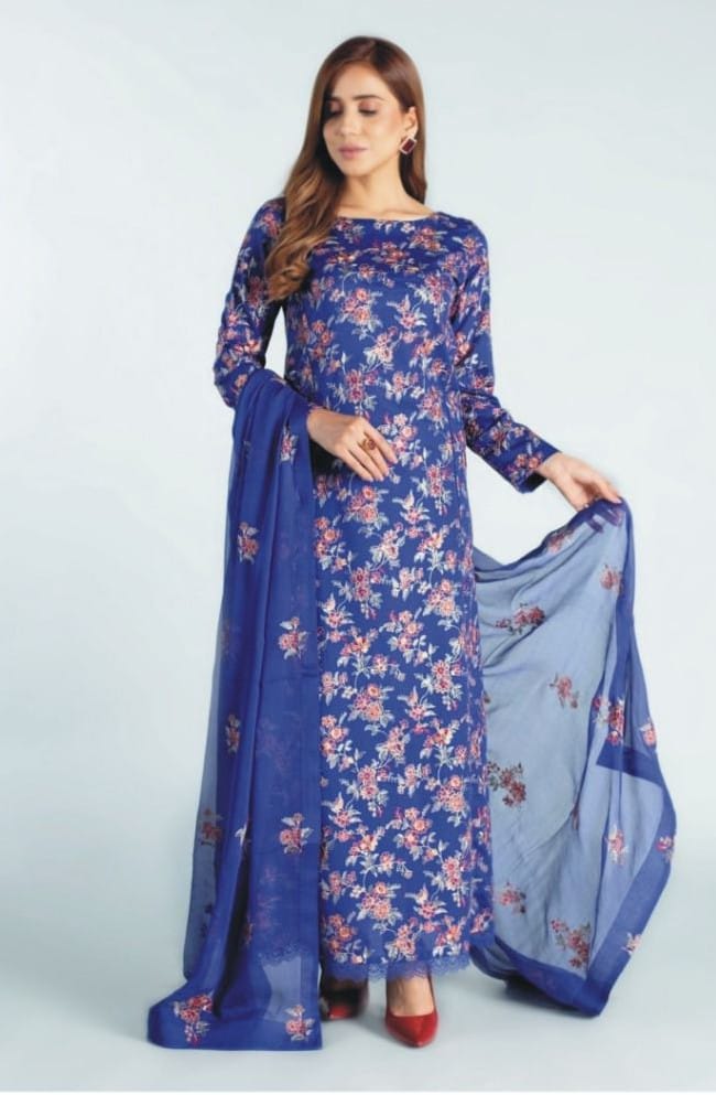 AsianTrends || Women's 3 pieces heavy thread embroidery suit